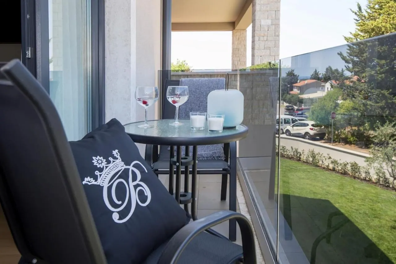 Family Villa Mare For Max 8 Person With Jacuzzi Kukci Porec Countryside